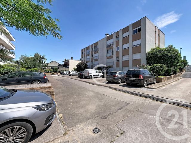 Appartement Studio à vendre - 1 pièce - 29.08 m2 - MONTREUIL - 93 - ILE-DE-FRANCE - Century 21 Boissière Immobilier