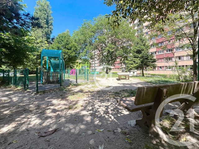 Appartement F4 à vendre - 4 pièces - 64.22 m2 - MONTREUIL - 93 - ILE-DE-FRANCE - Century 21 Boissière Immobilier