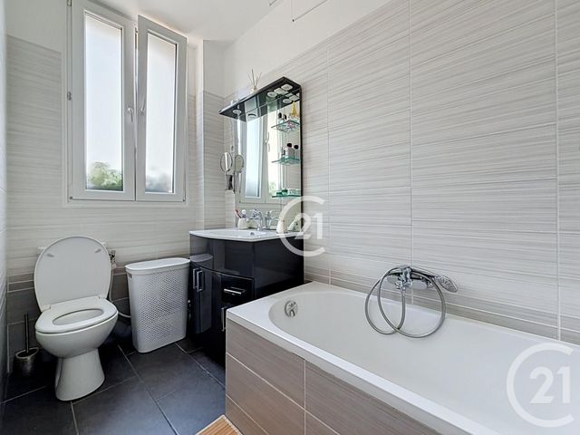 Appartement F3 à vendre - 3 pièces - 47.42 m2 - MONTREUIL - 93 - ILE-DE-FRANCE - Century 21 Boissière Immobilier