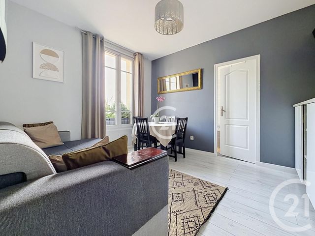 Appartement F3 à vendre - 3 pièces - 47.42 m2 - MONTREUIL - 93 - ILE-DE-FRANCE - Century 21 Boissière Immobilier
