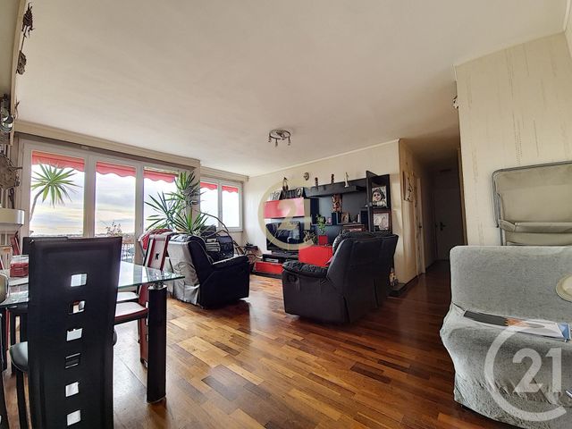 Afficher la photo en grand Appartement F4 à vendre - 4 pièces - 62.42 m2 - MONTREUIL - 93 - ILE-DE-FRANCE - Century 21 Boissière Immobilier