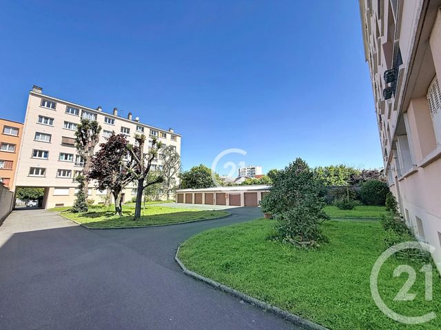 Appartement F4 à vendre - 4 pièces - 62.65 m2 - MONTREUIL - 93 - ILE-DE-FRANCE - Century 21 Boissière Immobilier