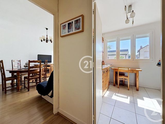Appartement F4 à vendre - 4 pièces - 62.65 m2 - MONTREUIL - 93 - ILE-DE-FRANCE - Century 21 Boissière Immobilier