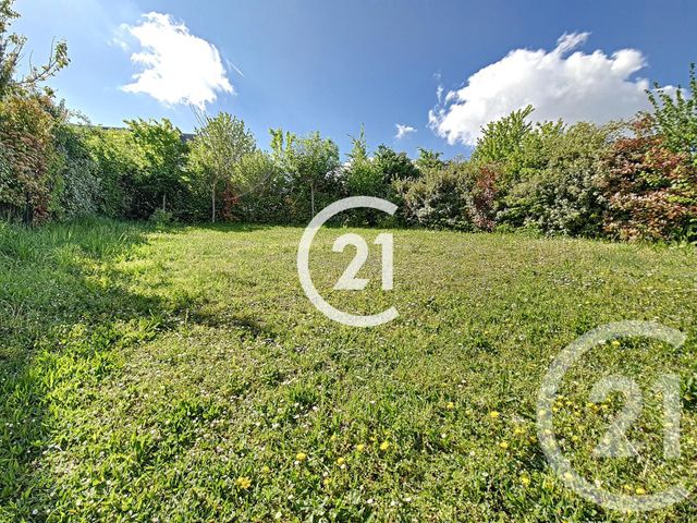 Afficher la photo en grand terrain à vendre - 212.0 m2 - MONTREUIL - 93 - ILE-DE-FRANCE - Century 21 Boissière Immobilier