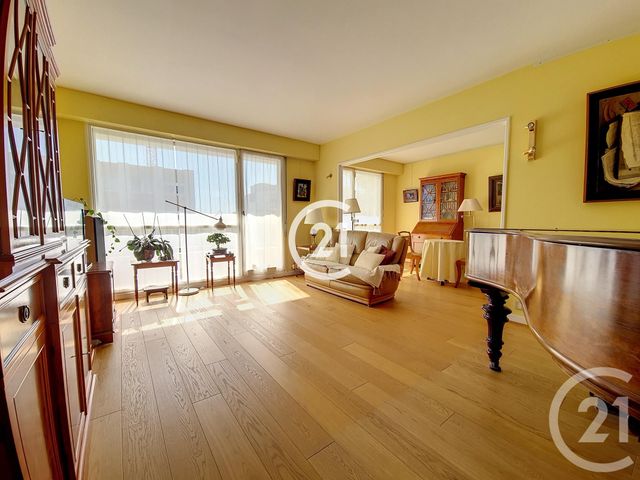 Appartement F4 à vendre - 4 pièces - 81.3 m2 - MONTREUIL - 93 - ILE-DE-FRANCE - Century 21 Boissière Immobilier
