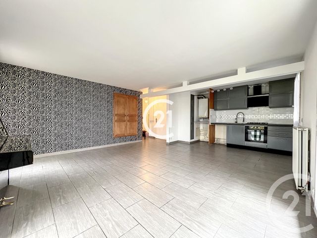 Appartement F4 à vendre - 4 pièces - 76.12 m2 - MONTREUIL - 93 - ILE-DE-FRANCE - Century 21 Boissière Immobilier