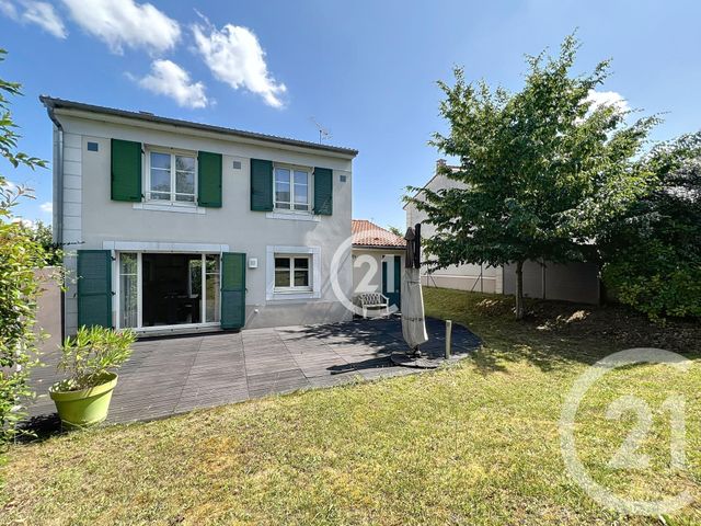 maison à vendre - 4 pièces - 100.04 m2 - MONTREUIL - 93 - ILE-DE-FRANCE - Century 21 Boissière Immobilier