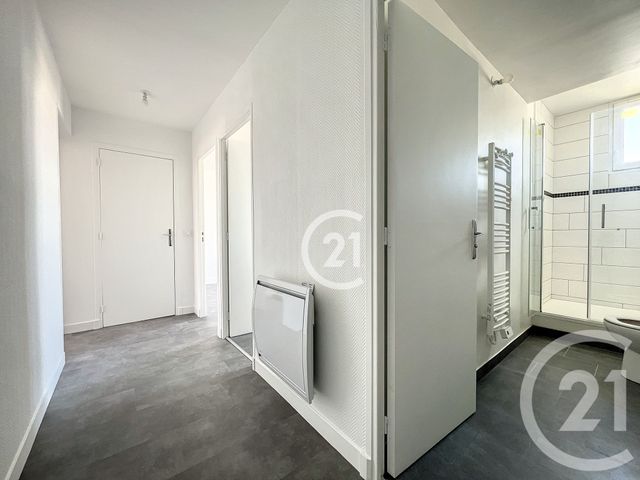Appartement F2 à vendre - 2 pièces - 43.32 m2 - MONTREUIL - 93 - ILE-DE-FRANCE - Century 21 Boissière Immobilier