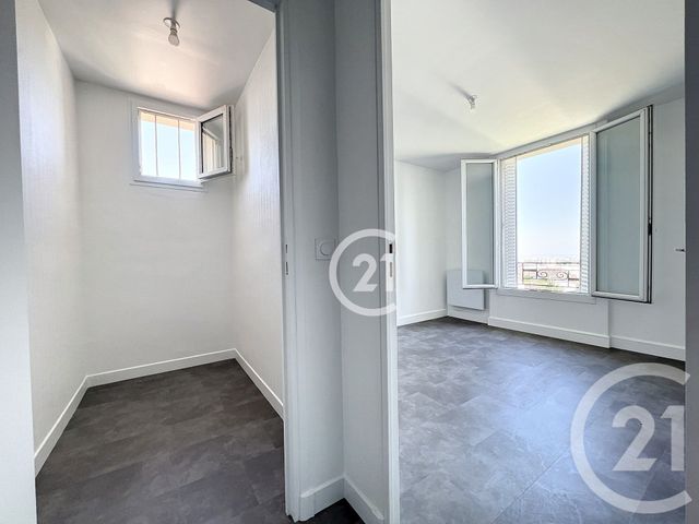 Appartement F2 à vendre - 2 pièces - 43.32 m2 - MONTREUIL - 93 - ILE-DE-FRANCE - Century 21 Boissière Immobilier
