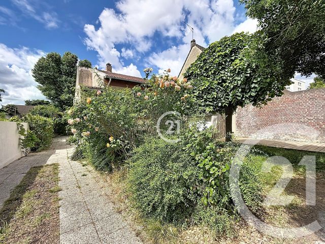 maison à vendre - 6 pièces - 149.8 m2 - MONTREUIL - 93 - ILE-DE-FRANCE - Century 21 Boissière Immobilier