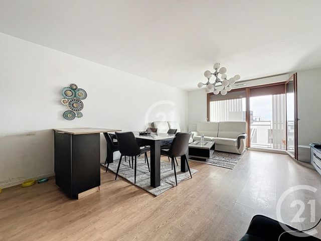Appartement F5 à vendre - 5 pièces - 95.6 m2 - MONTREUIL - 93 - ILE-DE-FRANCE - Century 21 Boissière Immobilier