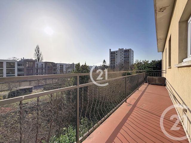 Appartement à vendre - 6 pièces - 113.35 m2 - MONTREUIL - 93 - ILE-DE-FRANCE - Century 21 Boissière Immobilier