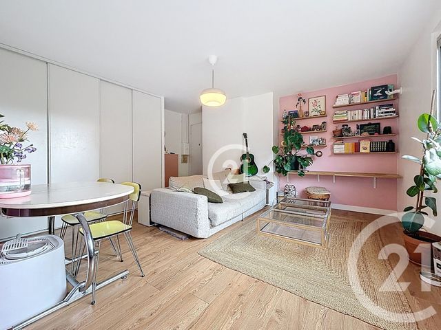 Appartement F2 à vendre - 2 pièces - 42.96 m2 - MONTREUIL - 93 - ILE-DE-FRANCE - Century 21 Boissière Immobilier