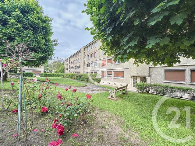 Appartement F2 à vendre - 2 pièces - 42.96 m2 - MONTREUIL - 93 - ILE-DE-FRANCE - Century 21 Boissière Immobilier