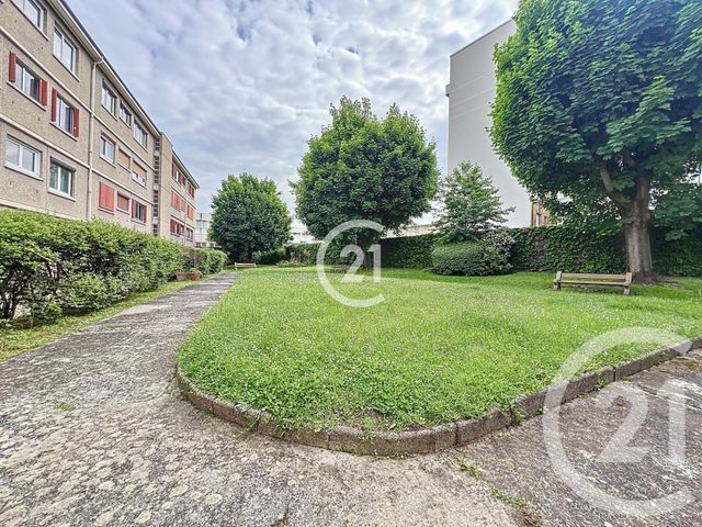 Appartement F2 à vendre - 2 pièces - 42.96 m2 - MONTREUIL - 93 - ILE-DE-FRANCE - Century 21 Boissière Immobilier
