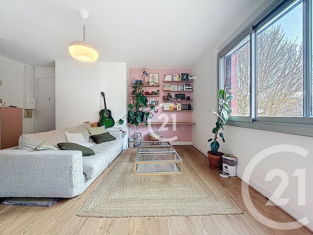 Appartement F2 à vendre - 2 pièces - 42.96 m2 - MONTREUIL - 93 - ILE-DE-FRANCE - Century 21 Boissière Immobilier