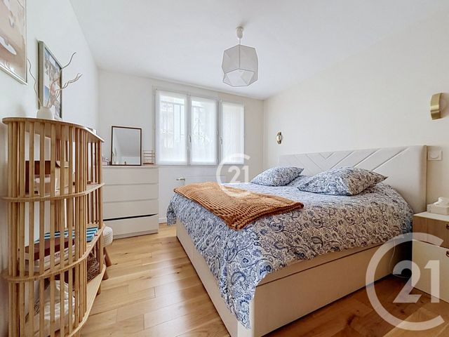Appartement F3 à vendre - 3 pièces - 71.2 m2 - MONTREUIL - 93 - ILE-DE-FRANCE - Century 21 Boissière Immobilier