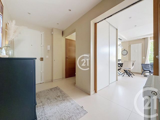 Appartement F3 à vendre - 3 pièces - 71.2 m2 - MONTREUIL - 93 - ILE-DE-FRANCE - Century 21 Boissière Immobilier