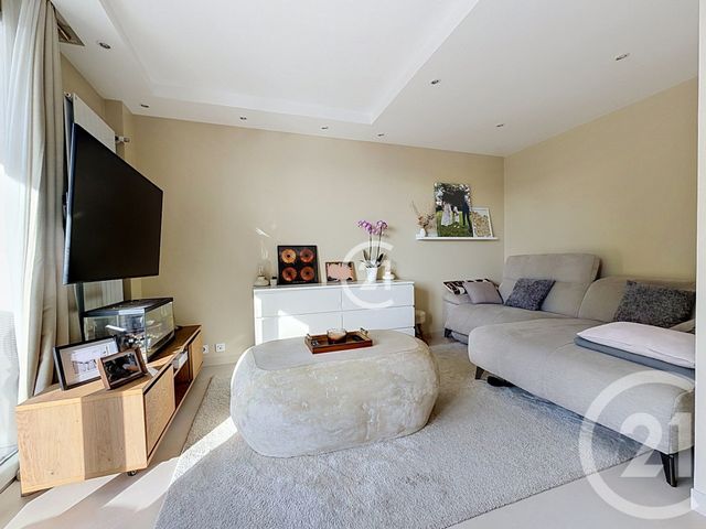 Appartement F3 à vendre - 3 pièces - 71.2 m2 - MONTREUIL - 93 - ILE-DE-FRANCE - Century 21 Boissière Immobilier