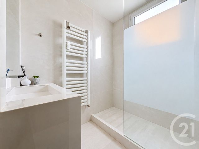 Appartement F3 à vendre - 3 pièces - 71.2 m2 - MONTREUIL - 93 - ILE-DE-FRANCE - Century 21 Boissière Immobilier