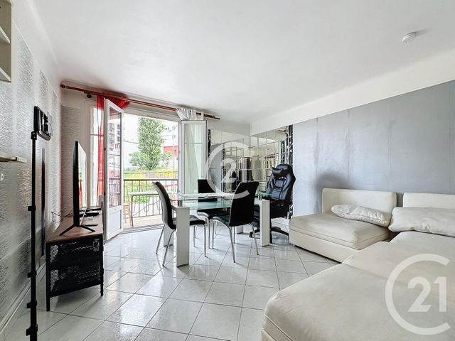 Appartement F3 à vendre - 3 pièces - 63.6 m2 - MONTREUIL - 93 - ILE-DE-FRANCE - Century 21 Boissière Immobilier