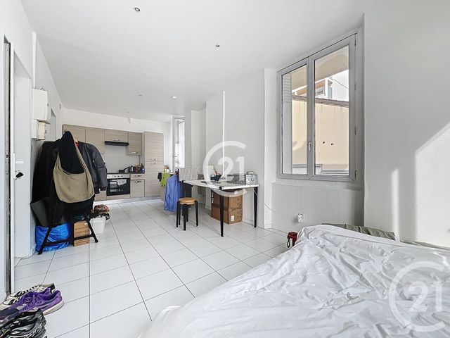 Afficher la photo en grand immeuble à vendre - 322.34 m2 - MONTREUIL - 93 - ILE-DE-FRANCE - Century 21 Boissière Immobilier