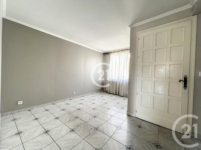 Afficher la photo en grand maison à vendre - 6 pièces - 134.45 m2 - MONTREUIL - 93 - ILE-DE-FRANCE - Century 21 Boissière Immobilier