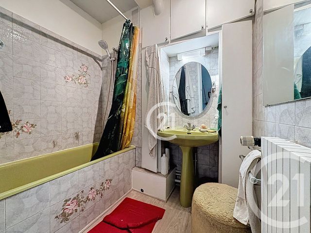 Appartement F3 à vendre - 3 pièces - 63.2 m2 - MONTREUIL - 93 - ILE-DE-FRANCE - Century 21 Boissière Immobilier