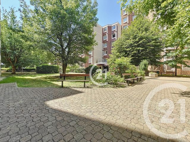 Appartement F4 à vendre - 4 pièces - 85.26 m2 - MONTREUIL - 93 - ILE-DE-FRANCE - Century 21 Boissière Immobilier