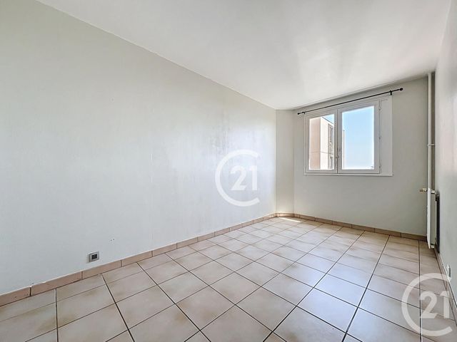 Appartement F4 à vendre - 4 pièces - 85.26 m2 - MONTREUIL - 93 - ILE-DE-FRANCE - Century 21 Boissière Immobilier