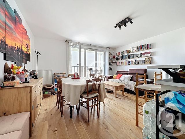 Appartement F2 à vendre - 2 pièces - 54.44 m2 - MONTREUIL - 93 - ILE-DE-FRANCE - Century 21 Boissière Immobilier