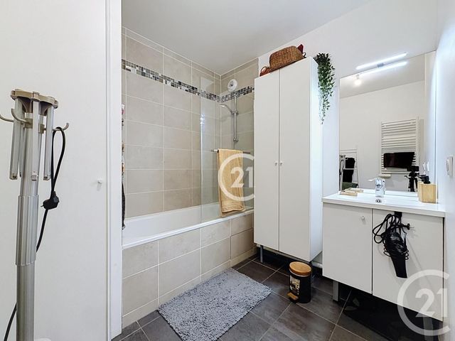 Appartement F3 à vendre - 3 pièces - 60.35 m2 - NOISY LE SEC - 93 - ILE-DE-FRANCE - Century 21 Boissière Immobilier