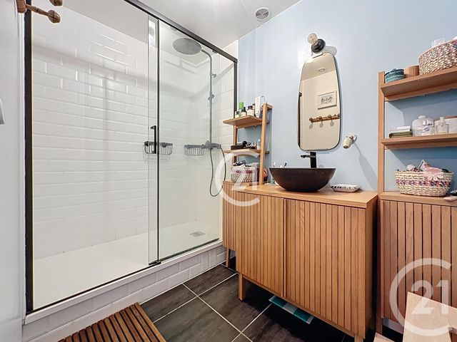 Appartement F3 à vendre - 3 pièces - 56.28 m2 - MONTREUIL - 93 - ILE-DE-FRANCE - Century 21 Boissière Immobilier