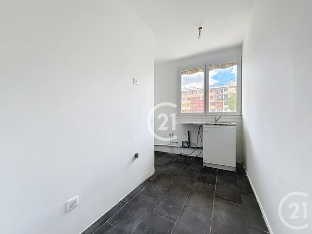 Appartement F4 à vendre - 4 pièces - 63.29 m2 - MONTREUIL - 93 - ILE-DE-FRANCE - Century 21 Boissière Immobilier