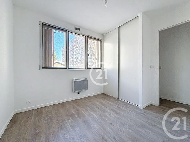 Appartement F2 à vendre - 2 pièces - 37.39 m2 - MONTREUIL - 93 - ILE-DE-FRANCE - Century 21 Boissière Immobilier
