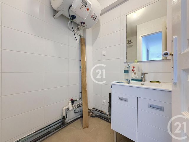 Appartement F4 à vendre - 4 pièces - 62.0 m2 - MONTREUIL - 93 - ILE-DE-FRANCE - Century 21 Boissière Immobilier