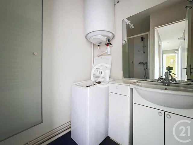 Appartement F4 à vendre - 4 pièces - 62.7 m2 - MONTREUIL - 93 - ILE-DE-FRANCE - Century 21 Boissière Immobilier