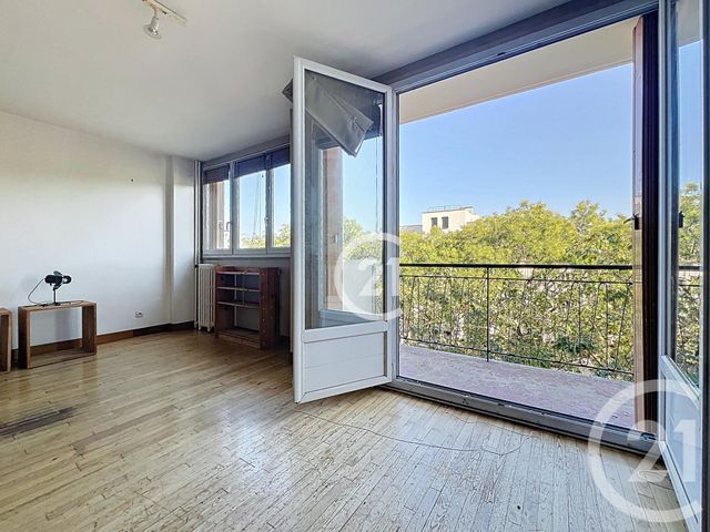 Appartement F4 à vendre - 4 pièces - 62.7 m2 - MONTREUIL - 93 - ILE-DE-FRANCE - Century 21 Boissière Immobilier