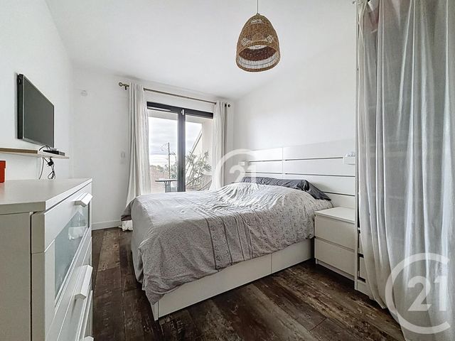 Appartement F3 à vendre - 3 pièces - 70.5 m2 - MONTREUIL - 93 - ILE-DE-FRANCE - Century 21 Boissière Immobilier