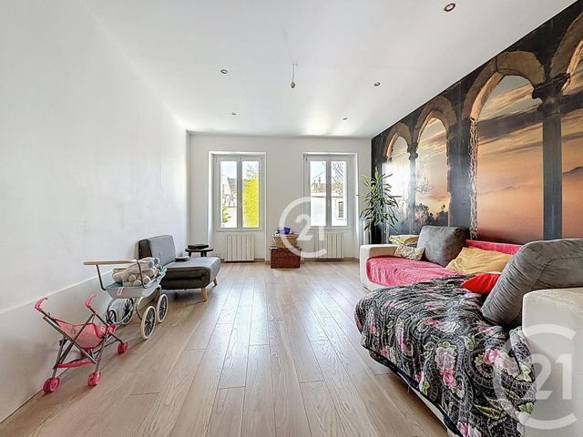 maison à vendre - 6 pièces - 124.88 m2 - MONTREUIL - 93 - ILE-DE-FRANCE - Century 21 Boissière Immobilier