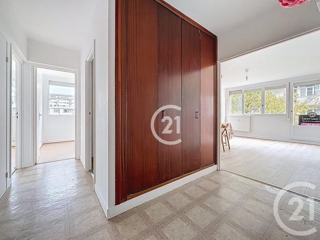 Appartement F4 à vendre - 4 pièces - 77.59 m2 - MONTREUIL - 93 - ILE-DE-FRANCE - Century 21 Boissière Immobilier