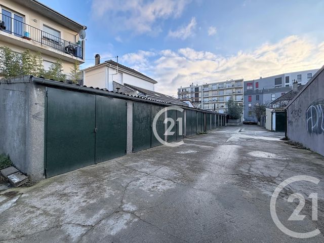 parking à vendre - 12.0 m2 - MONTREUIL - 93 - ILE-DE-FRANCE - Century 21 Boissière Immobilier