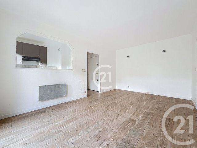 Appartement F2 à vendre - 2 pièces - 37.79 m2 - ROSNY SOUS BOIS - 93 - ILE-DE-FRANCE - Century 21 Boissière Immobilier