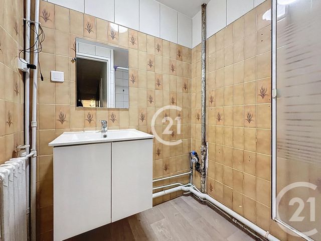 Appartement F4 à vendre - 4 pièces - 61.0 m2 - MONTREUIL - 93 - ILE-DE-FRANCE - Century 21 Boissière Immobilier