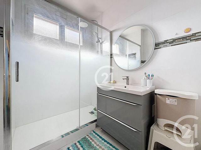 Appartement F3 à vendre - 3 pièces - 69.2 m2 - NOISY LE SEC - 93 - ILE-DE-FRANCE - Century 21 Boissière Immobilier