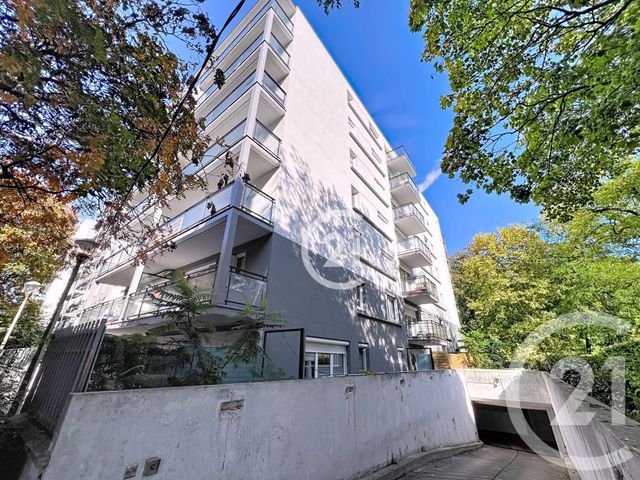 Appartement F4 à vendre - 4 pièces - 69.27 m2 - MONTREUIL - 93 - ILE-DE-FRANCE - Century 21 Boissière Immobilier