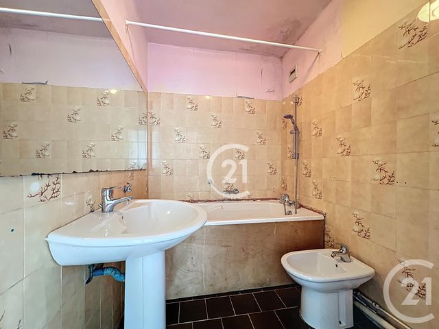 Appartement F4 à vendre - 4 pièces - 85.26 m2 - MONTREUIL - 93 - ILE-DE-FRANCE - Century 21 Boissière Immobilier