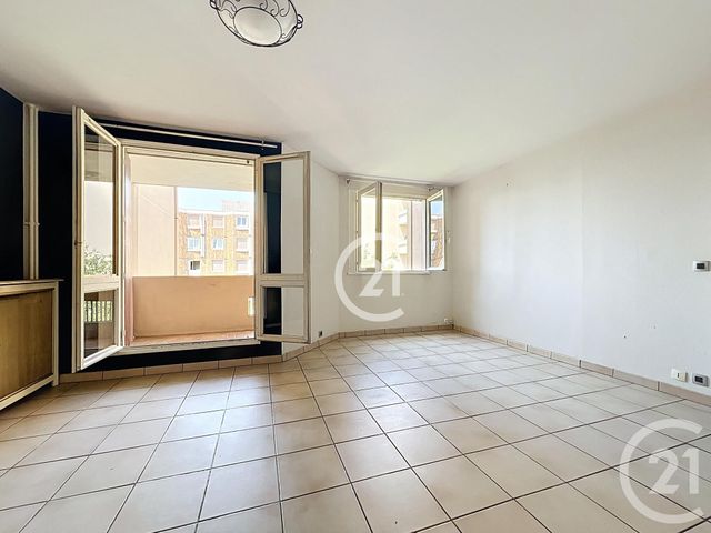 Appartement F4 à vendre - 4 pièces - 85.26 m2 - MONTREUIL - 93 - ILE-DE-FRANCE - Century 21 Boissière Immobilier