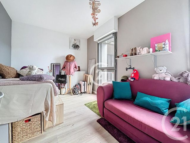 Appartement Duplex à vendre - 3 pièces - 65.82 m2 - MONTREUIL - 93 - ILE-DE-FRANCE - Century 21 Boissière Immobilier