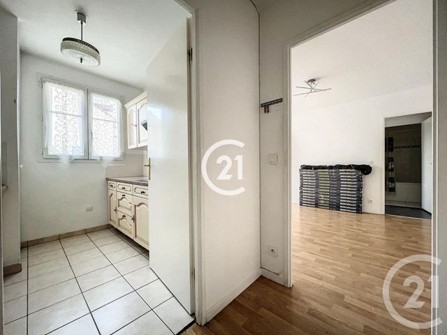 Appartement F2 à louer - 2 pièces - 41.1 m2 - MONTREUIL - 93 - ILE-DE-FRANCE - Century 21 Boissière Immobilier